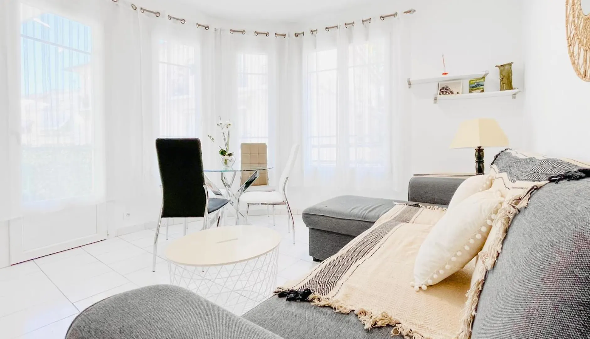 Le Germain - Logement 3 Pieces Κάννες 0*,  Γαλλία